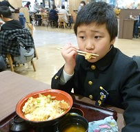 かつどんもおいしい