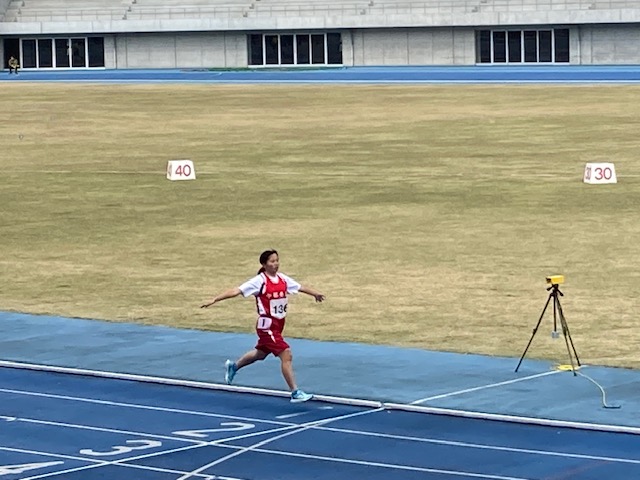 女子１５００上田ののん (2)