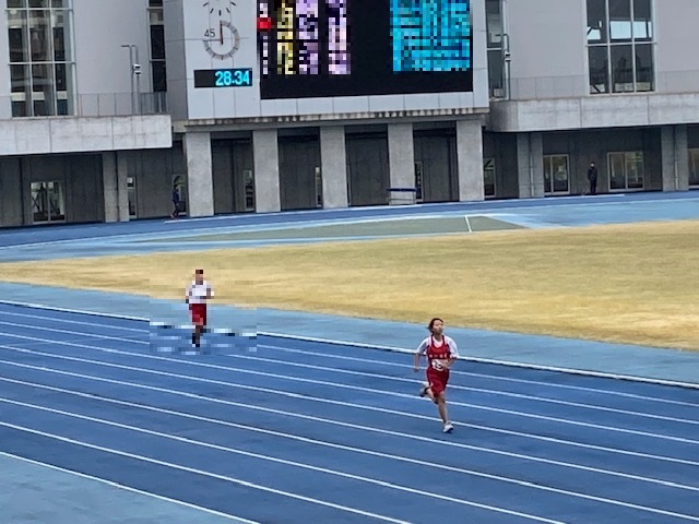 女子１００ｍ西村せいか、渡邉つぐみ