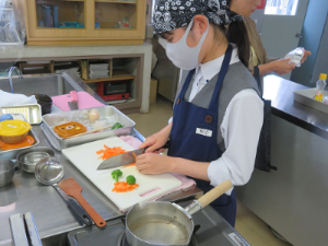 8食物栄養コース