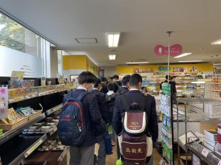 W320Q75_香川大学教育学部１