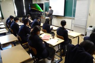 W320Q75_香川大学医学部医学科３