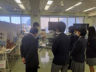 W320Q75_徳島文理大学保健福祉学部３