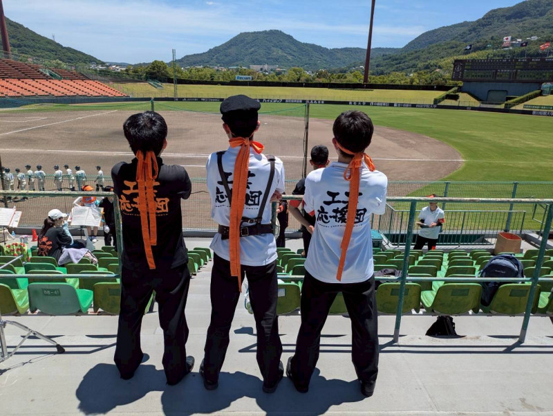 D3FF7B73-3EBF-43B0-9AD1-C8FD482402B0