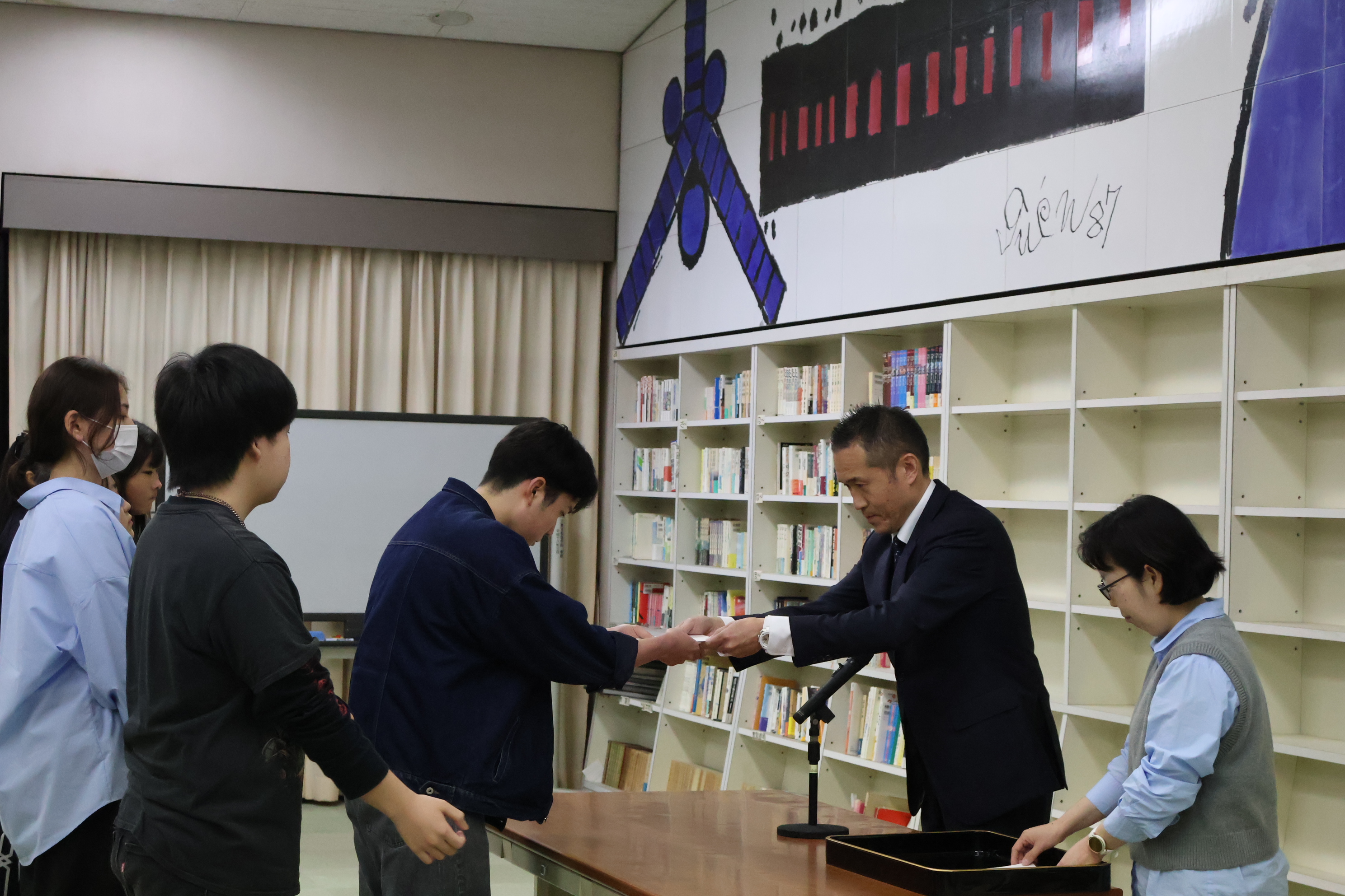 4_学級委員承認状授与式