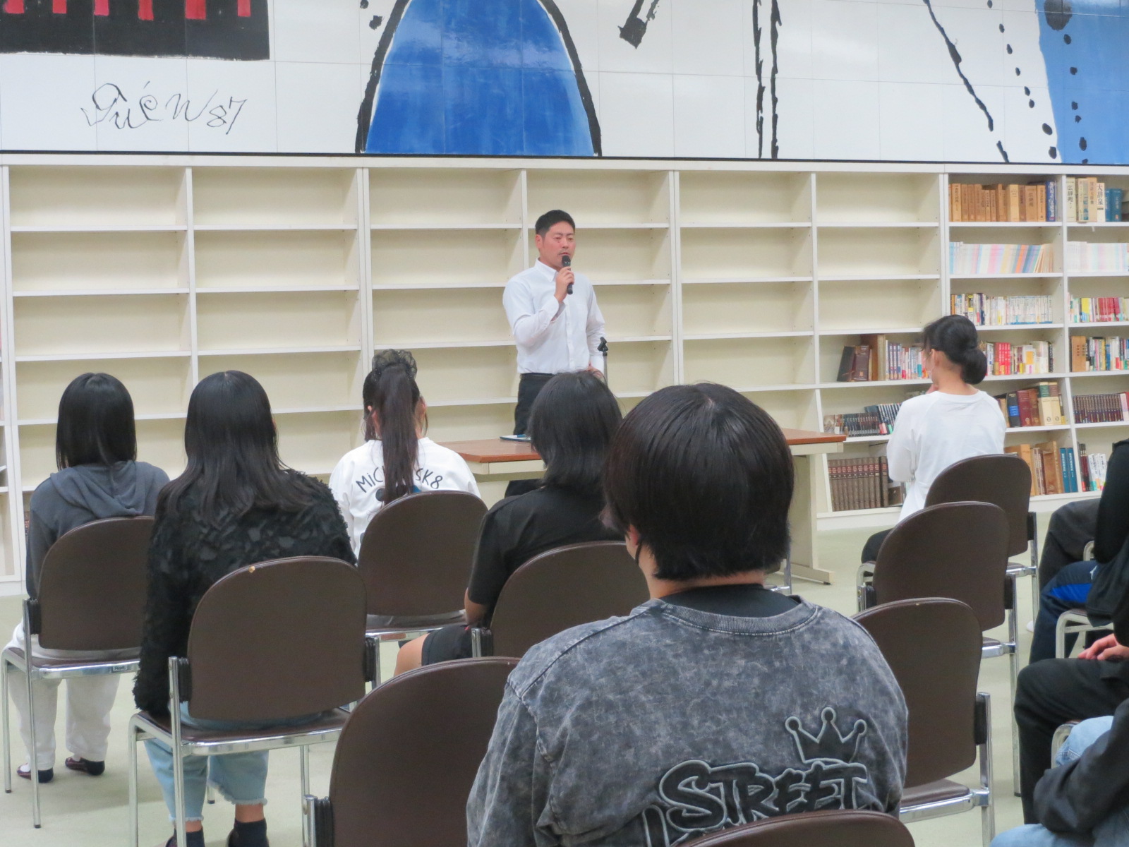 22_前期終わりの全校集会
