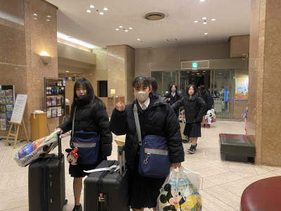 8ホテル着3