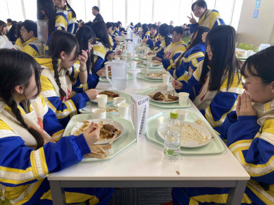 4お昼ご飯3