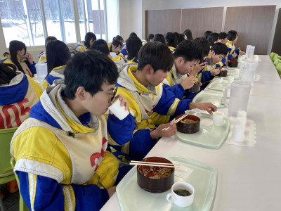 4昼食牛丼3