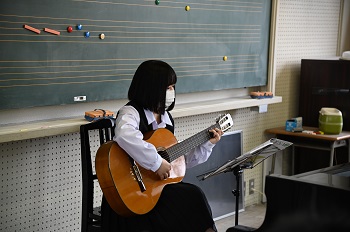 g7
