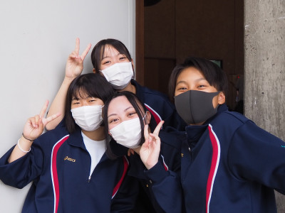 83BC63B7-E0AA-4D46-8945-E2F1EFD3C770