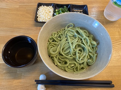 ゆでたうどん