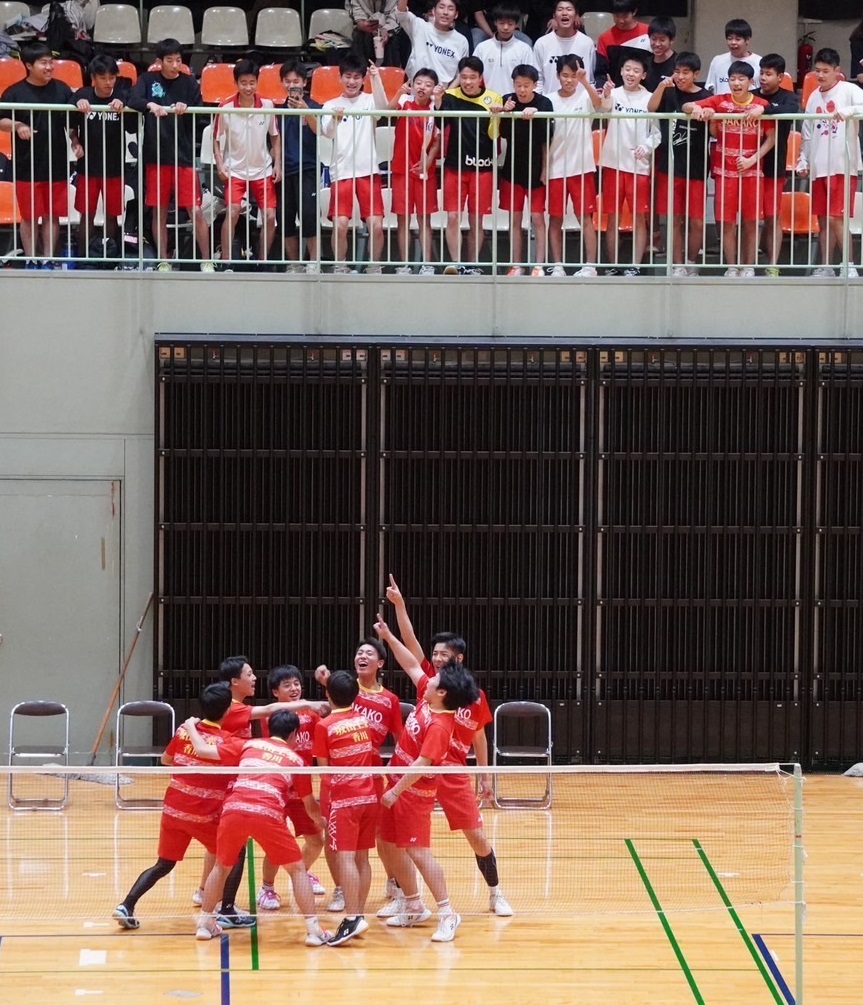 ②バドミントン部