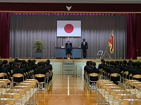 賞状授与・同窓会入会式を実施しました1