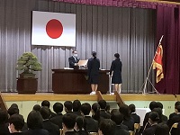 賞状授与・同窓会入会式を実施しました2