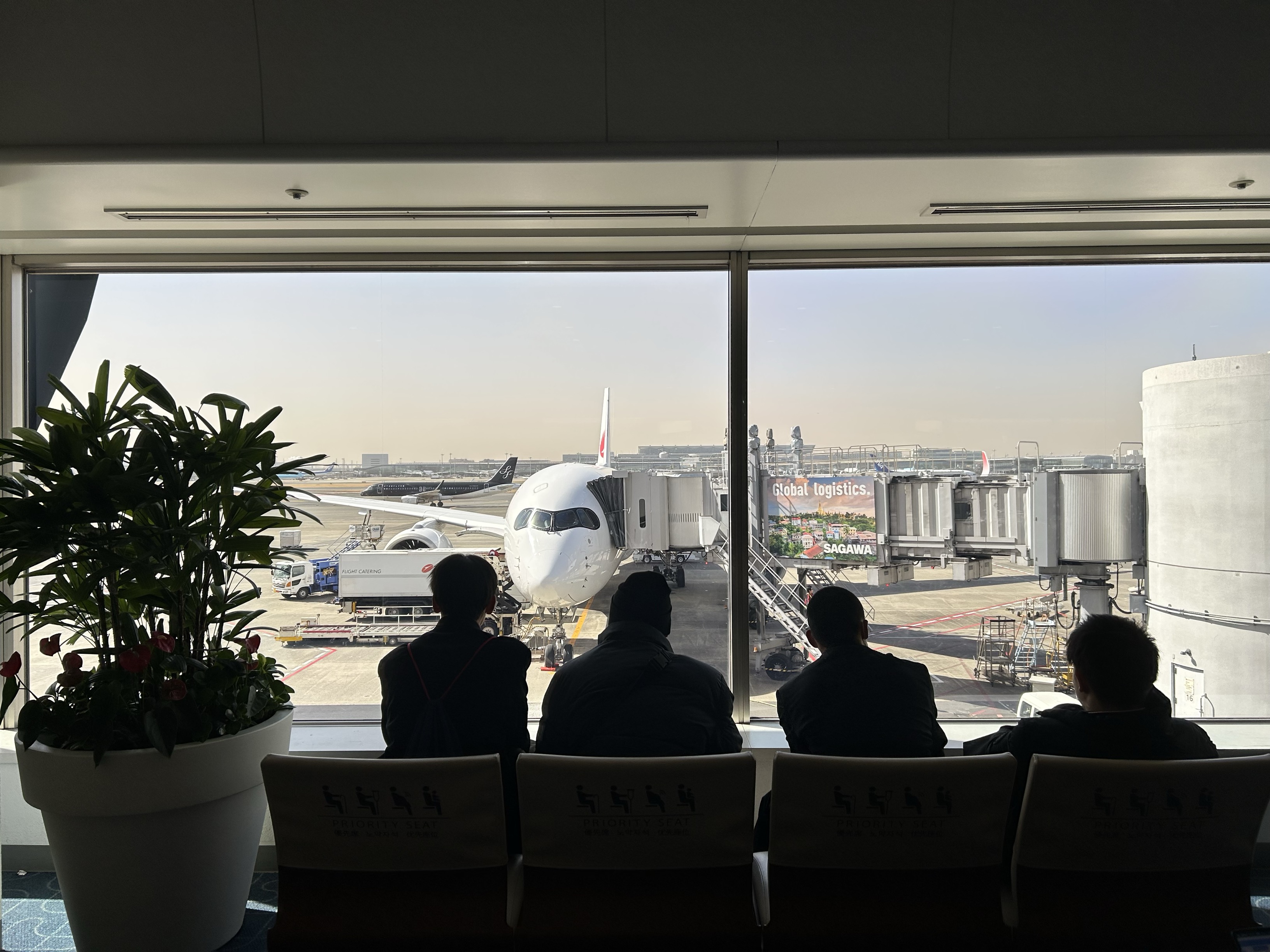修学旅行日誌　１日目②　羽田空港