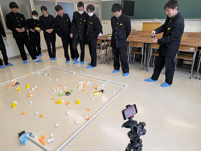 外部講師特別授業を実施しました【情報技術科】