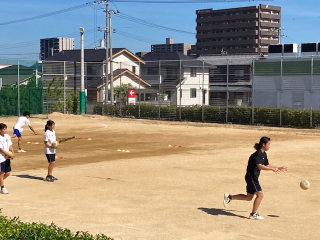 部活ハンド女子