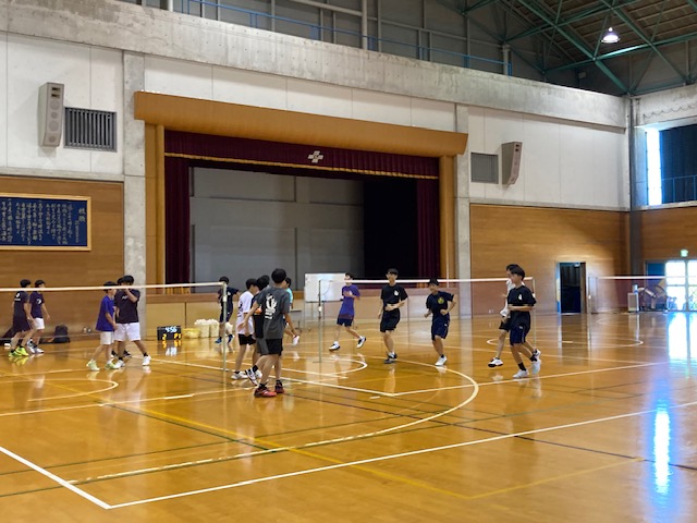 部活バドミントン男子