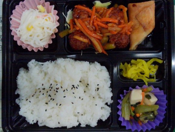 肉団子の酢豚風弁当