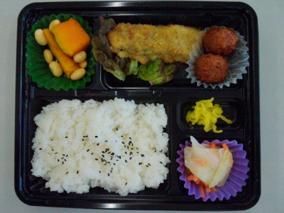 お魚の香草焼き弁当