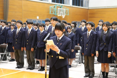 新入生代表宣誓