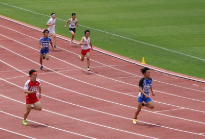 陸上部