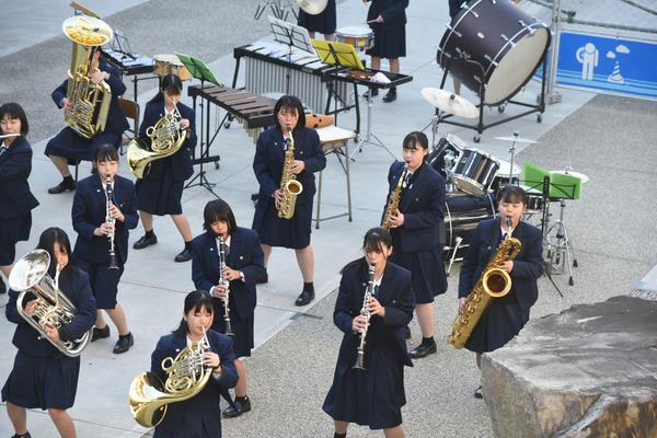 中庭コンサート
