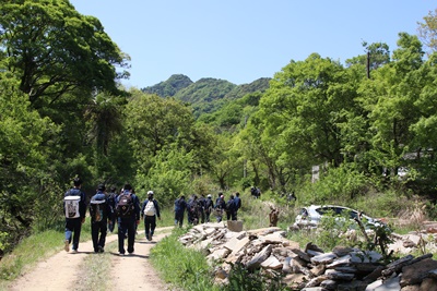 創立記念虎丸登山