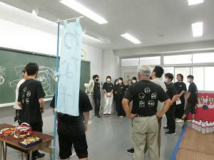 展示開始前打合せ