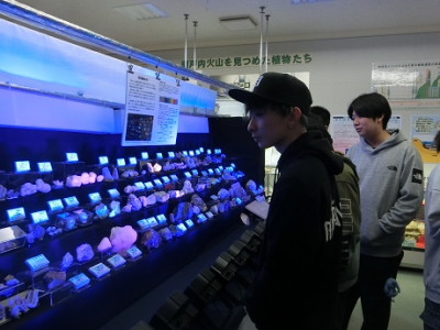 20250518新入生歓迎行事（雨滝自然科学館）
