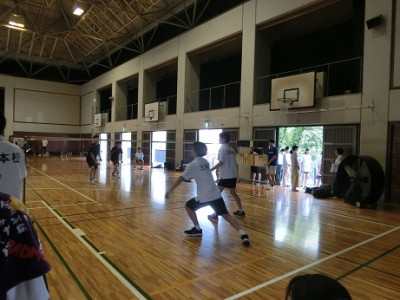 バドミントン