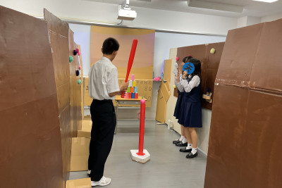 ③