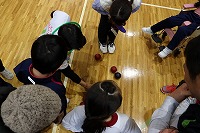 さあ、どっちが近いかな?