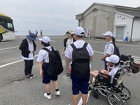 オリーブ公園　到着