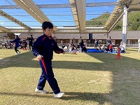 ボール運び