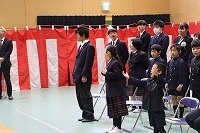 校歌斉唱の様子です