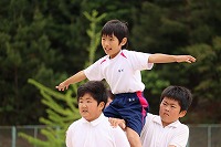 腕を伸ばして！