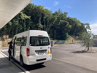 スクールバス