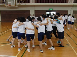 決勝戦前の気合い入れ