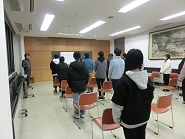 R5.12.22　終業式1