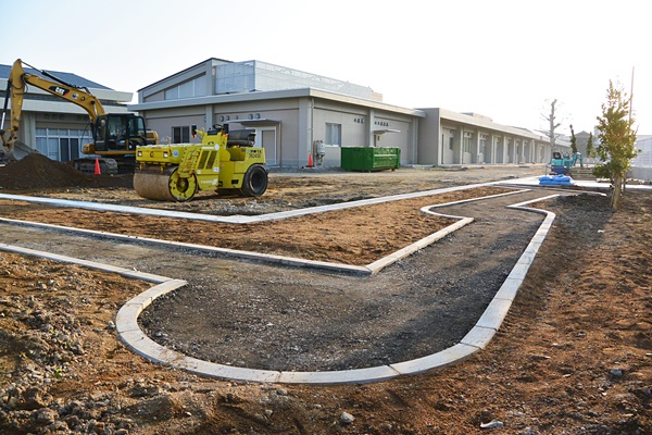 遊歩道工事中