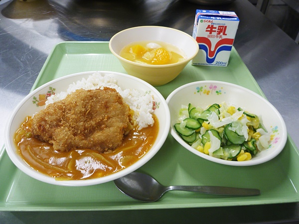 カツカレー