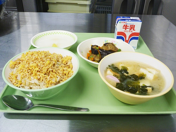 そぼろまぜご飯