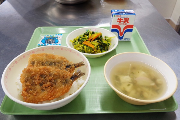 イワシのかば焼き丼
