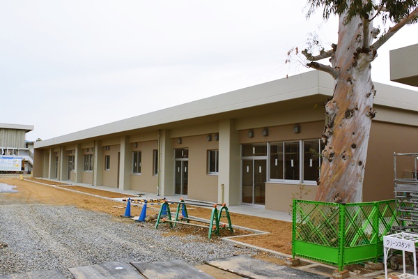 小学部棟、まもなく完成