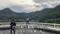 ⑧