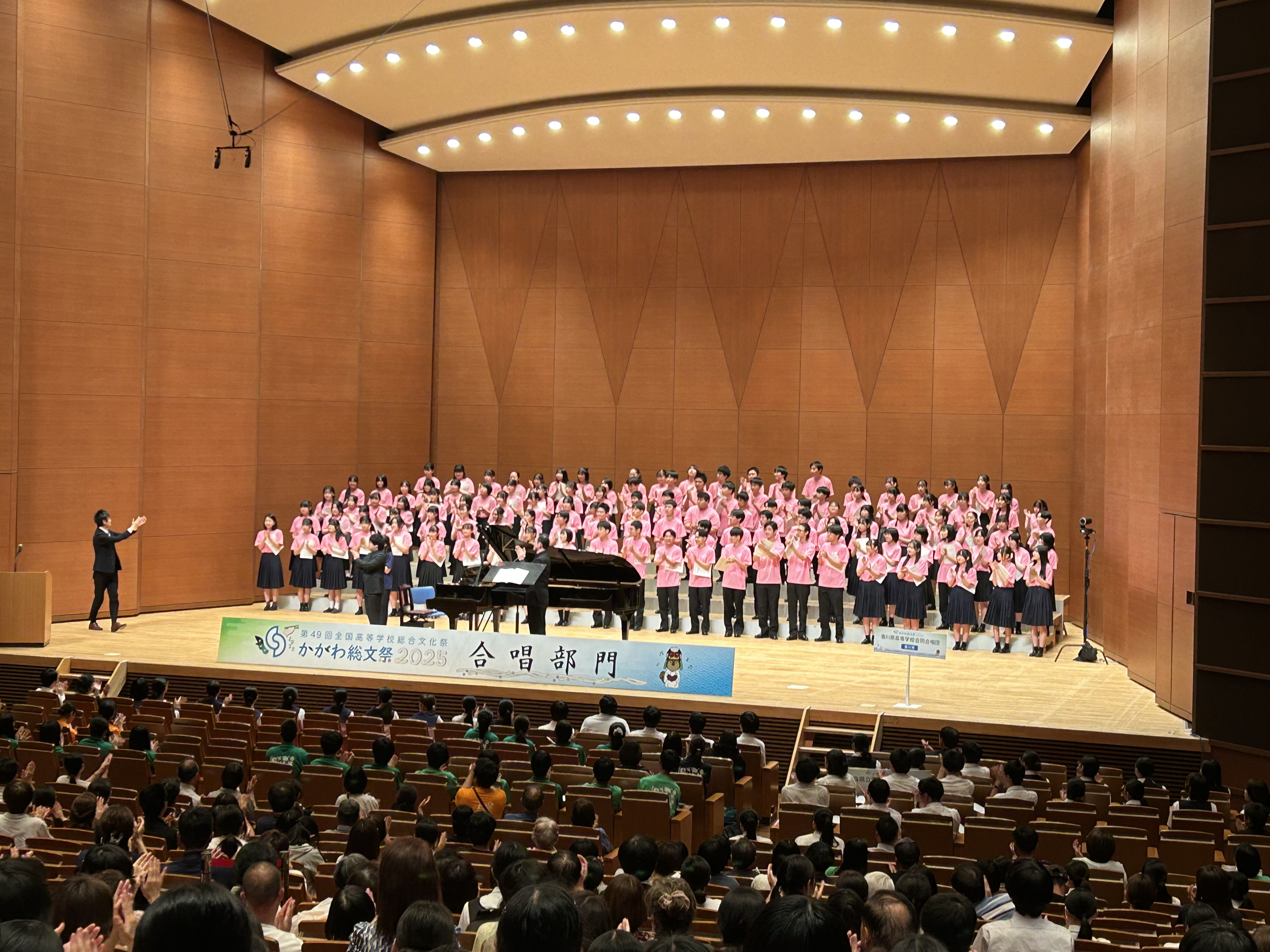 合唱B香川演奏後作曲家入り