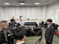 インタビュー