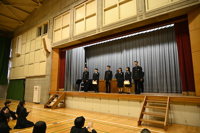 05